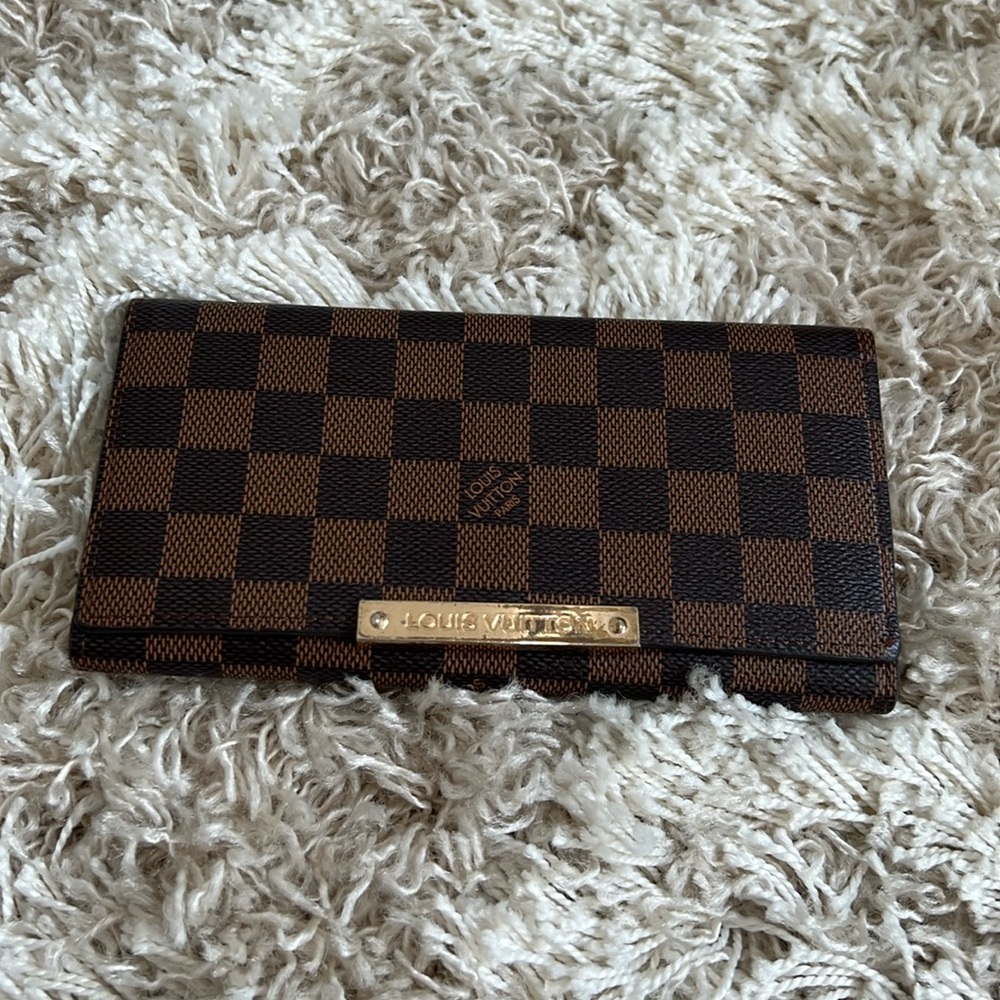Imitation LV wallet